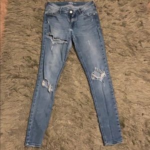 Old Navy Skinny Distressed Rockstar Jeans